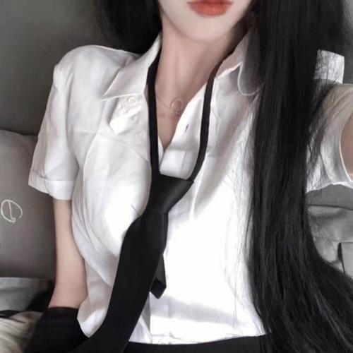 真假千金姐姐死后成为霸总白月光